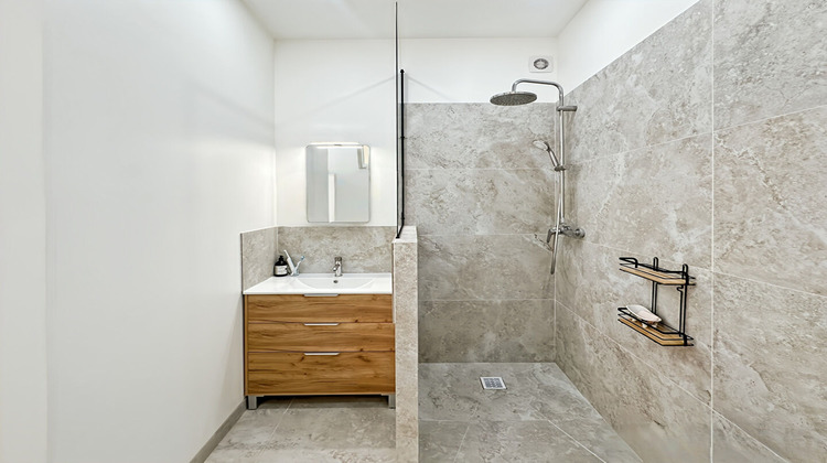 Ma-Cabane - Vente Maison CHATEAURENARD, 97 m²