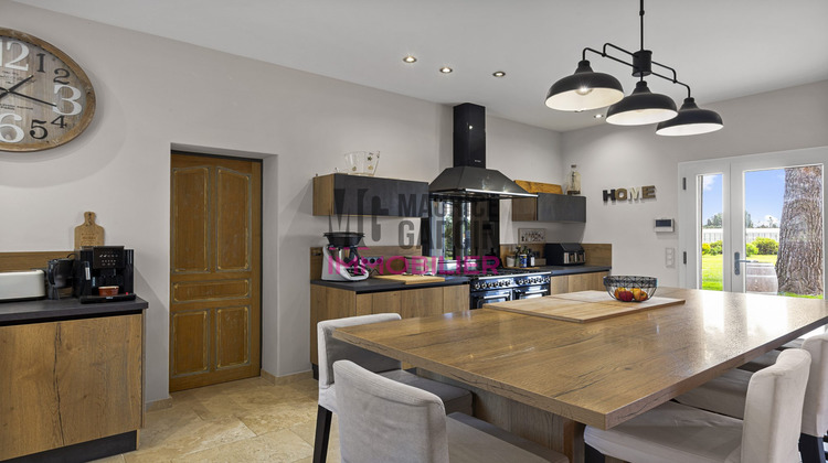 Ma-Cabane - Vente Maison Châteaurenard, 204 m²