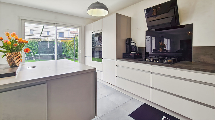 Ma-Cabane - Vente Maison CHATEAURENARD, 111 m²