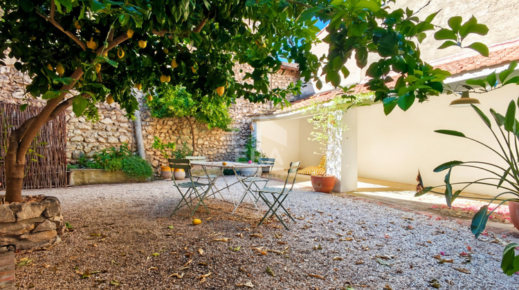 Ma-Cabane - Vente Maison CHATEAURENARD, 123 m²