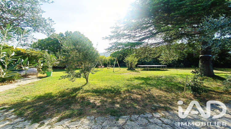 Ma-Cabane - Vente Maison Châteaurenard, 273 m²