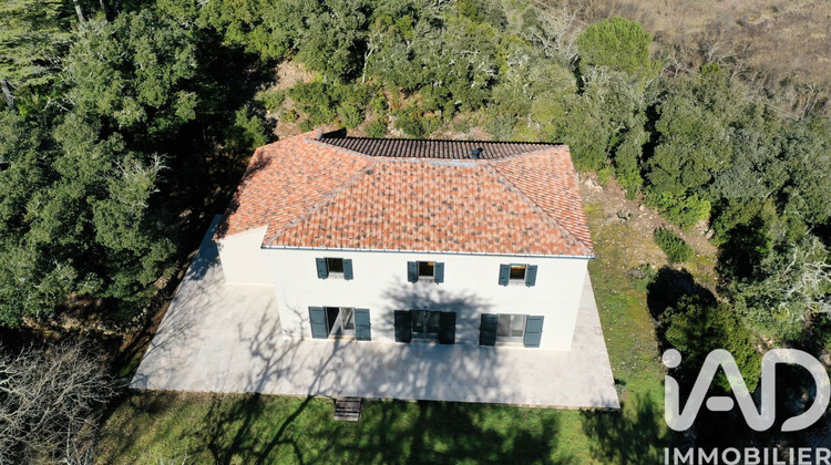 Ma-Cabane - Vente Maison Châteauvert, 227 m²