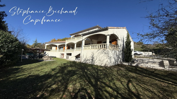 Ma-Cabane - Vente Maison CHATEAUVIEUX, 205 m²