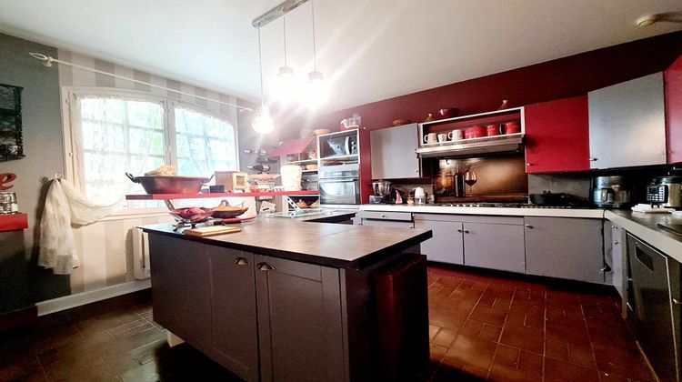 Ma-Cabane - Vente Maison CHATEAUVILLAIN, 260 m²