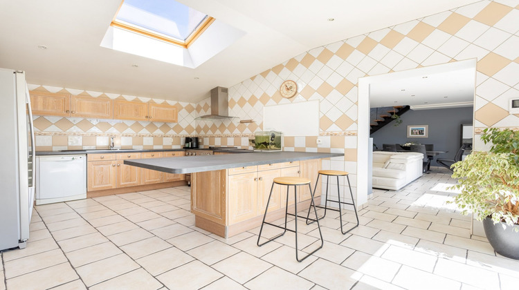 Ma-Cabane - Vente Maison Châtel-Guyon, 181 m²