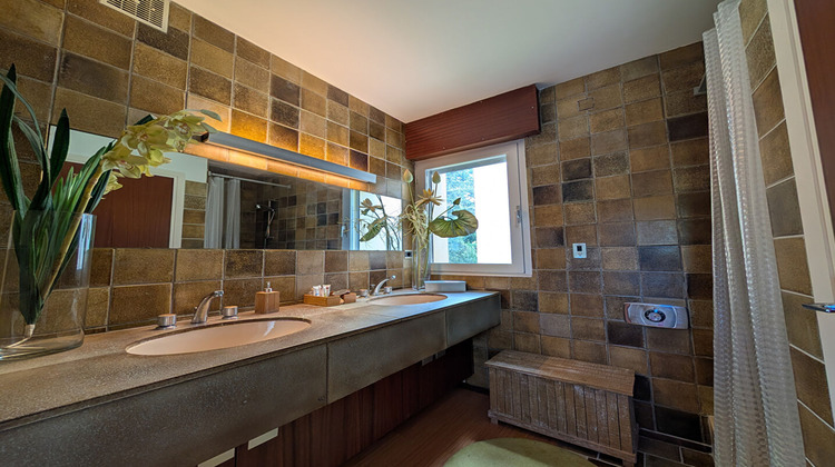 Ma-Cabane - Vente Maison CHATEL-GUYON, 210 m²