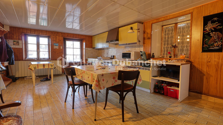 Ma-Cabane - Vente Maison CHATEL-MONTAGNE, 146 m²