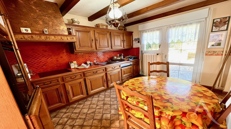 Ma-Cabane - Vente Maison CHATEL-SAINT-GERMAIN, 81 m²