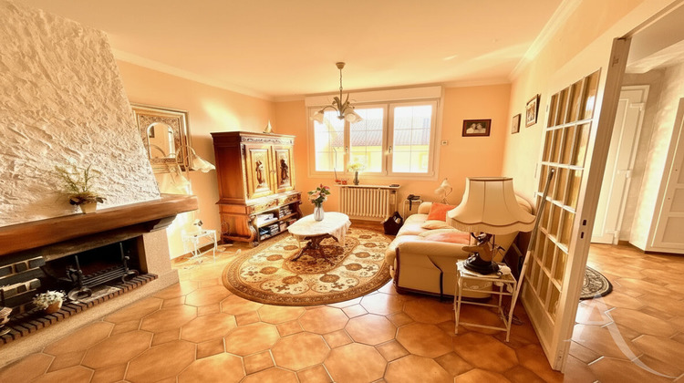 Ma-Cabane - Vente Maison CHATEL-SAINT-GERMAIN, 81 m²