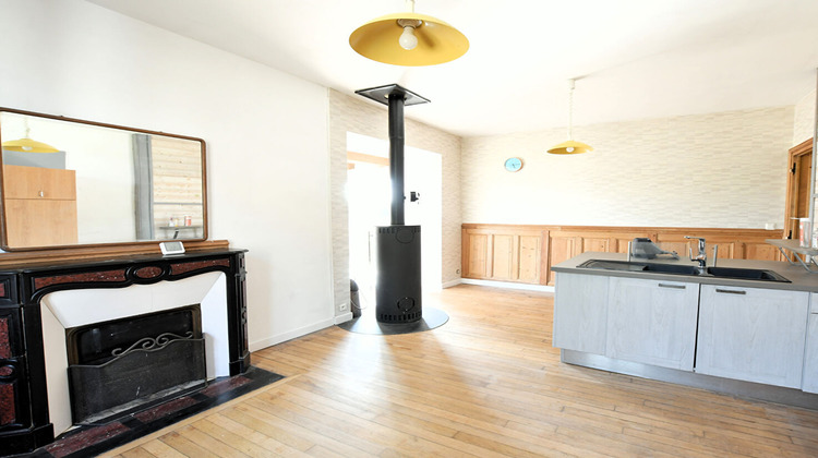 Ma-Cabane - Vente Maison CHATEL-SUR-MOSELLE, 207 m²