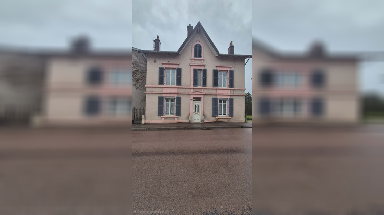 Ma-Cabane - Vente Maison CHATEL-SUR-MOSELLE, 106 m²