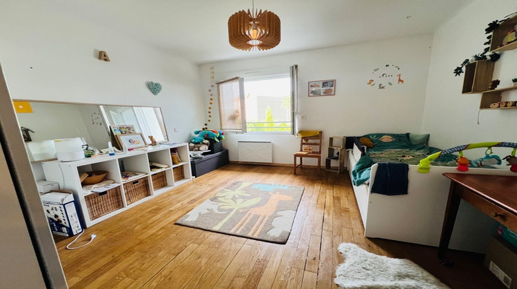 Ma-Cabane - Vente Maison CHATELLERAULT, 259 m²