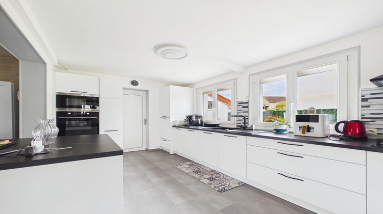 Ma-Cabane - Vente Maison CHATELLERAULT, 107 m²