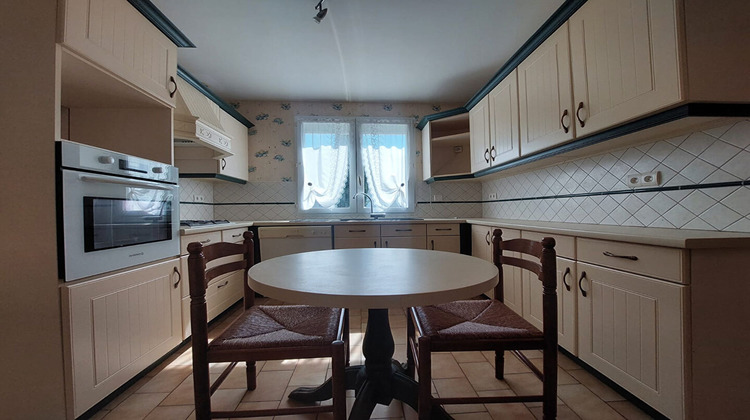 Ma-Cabane - Vente Maison CHATELLERAULT, 138 m²