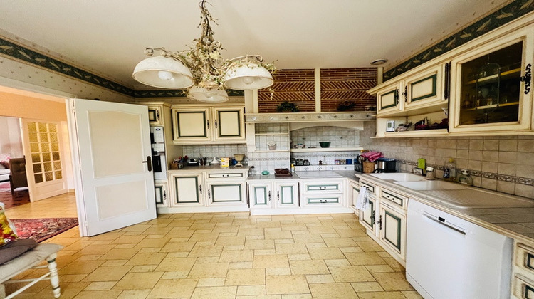 Ma-Cabane - Vente Maison CHATELLERAULT, 153 m²