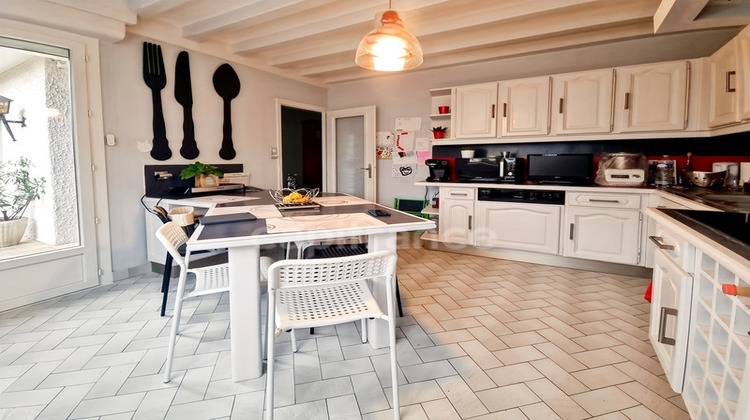 Ma-Cabane - Vente Maison CHATENOY LE ROYAL, 184 m²