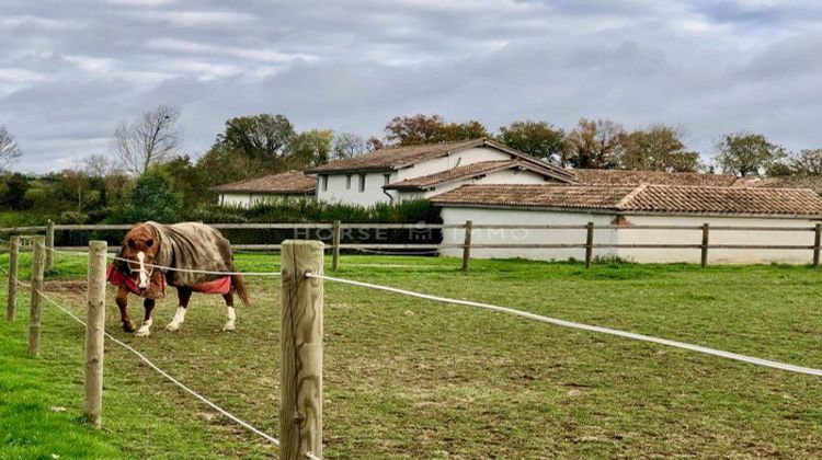 Ma-Cabane - Vente Maison Châtillon-sur-Chalaronne, 240 m²