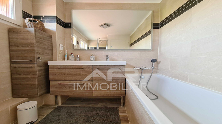 Ma-Cabane - Vente Maison CHATOU, 176 m²