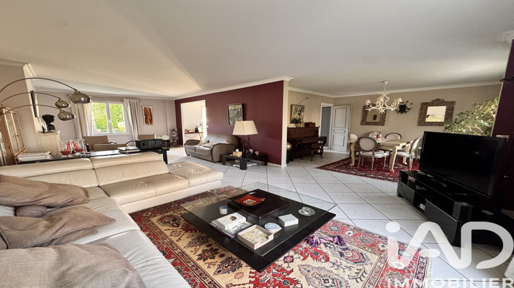 Ma-Cabane - Vente Maison Chatou, 214 m²