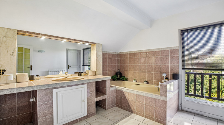 Ma-Cabane - Vente Maison CHATOU, 212 m²