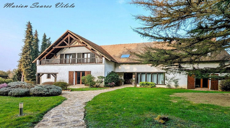 Ma-Cabane - Vente Maison CHAUMES EN BRIE, 320 m²