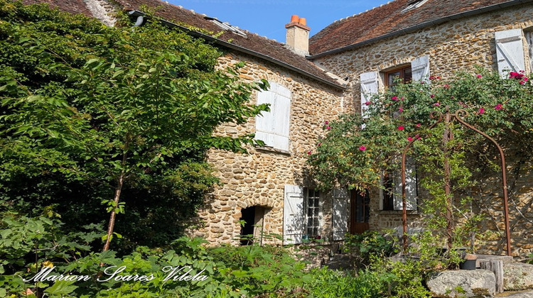 Ma-Cabane - Vente Maison CHAUMES EN BRIE, 93 m²