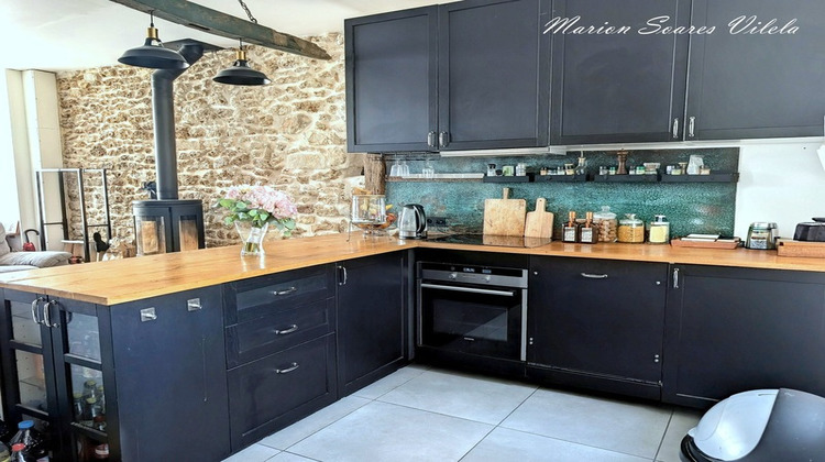 Ma-Cabane - Vente Maison CHAUMES EN BRIE, 93 m²