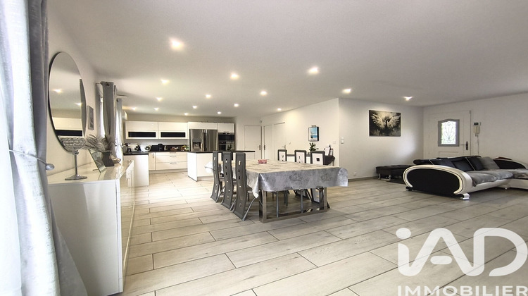 Ma-Cabane - Vente Maison Chaumont-en-Vexin, 110 m²