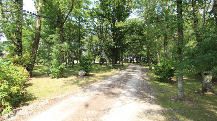 Ma-Cabane - Vente Maison CHAUMONT-SUR-LOIRE, 176 m²