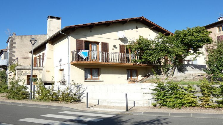 Ma-Cabane - Vente Maison CHAURIAT, 104 m²