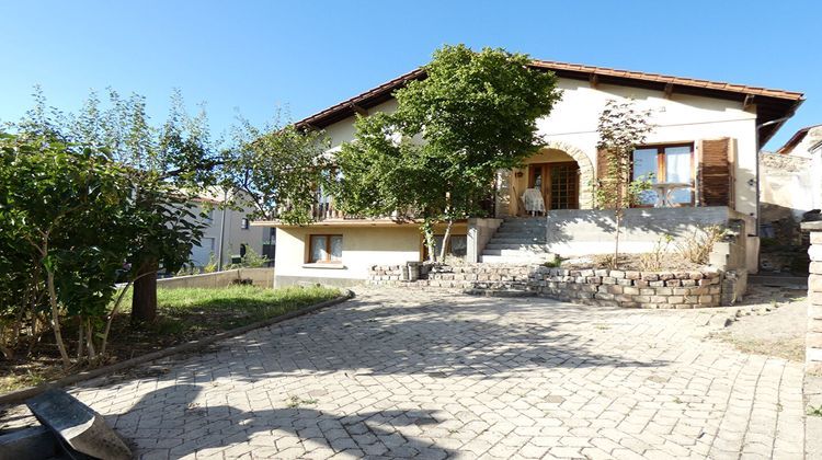 Ma-Cabane - Vente Maison CHAURIAT, 104 m²