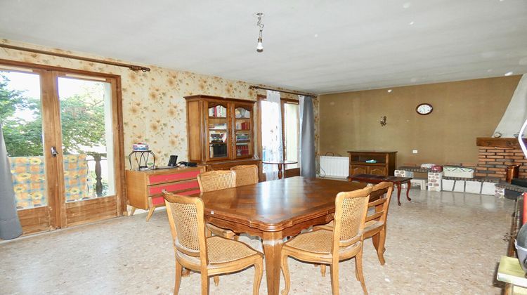 Ma-Cabane - Vente Maison CHAURIAT, 104 m²