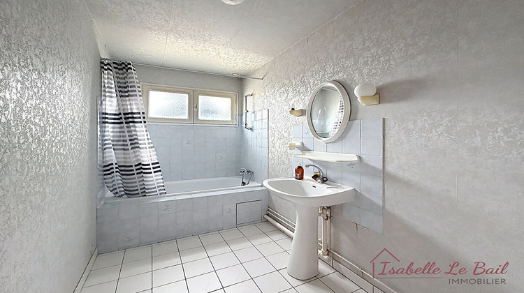 Ma-Cabane - Vente Maison CHAVAGNE, 130 m²