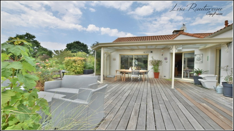 Ma-Cabane - Vente Maison CHAVAGNES EN PAILLERS, 207 m²
