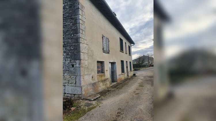 Ma-Cabane - Vente Maison CHAVANNES-SUR-SURAN, 80 m²