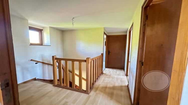 Ma-Cabane - Vente Maison Chazelles-sur-Lyon, 89 m²