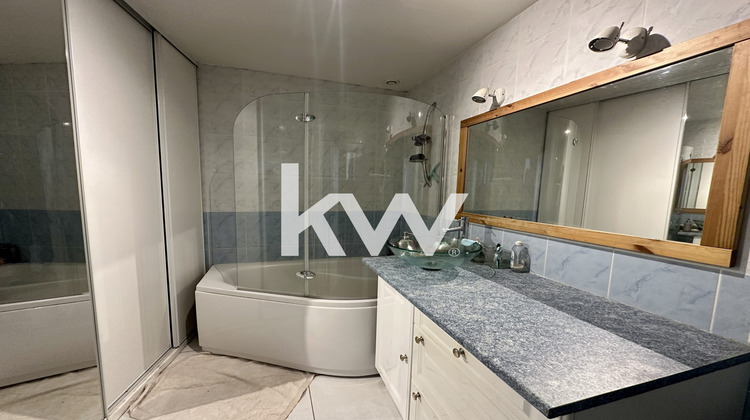 Ma-Cabane - Vente Maison Chazelles-sur-Lyon, 111 m²