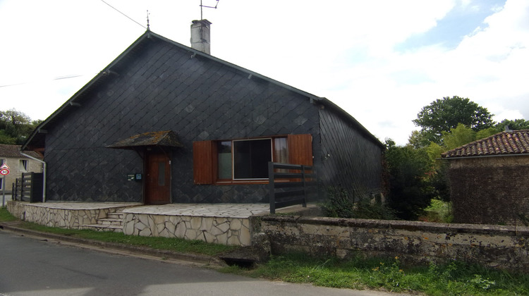 Ma-Cabane - Vente Maison Chef-Boutonne, 205 m²