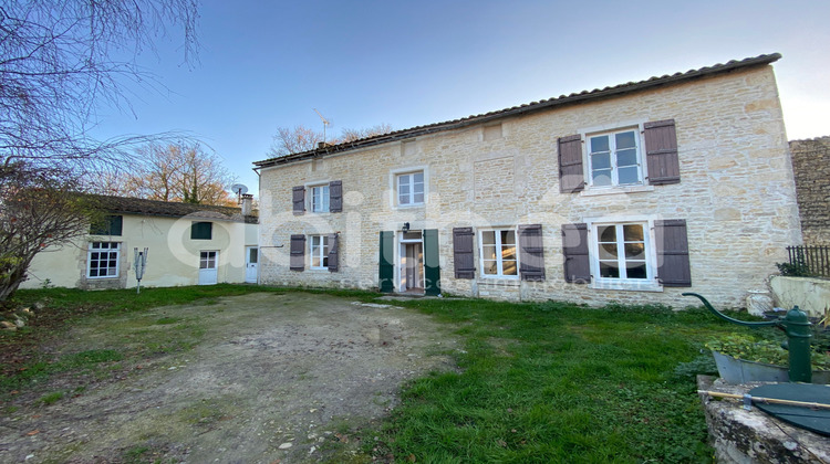 Ma-Cabane - Vente Maison Chef-Boutonne, 190 m²