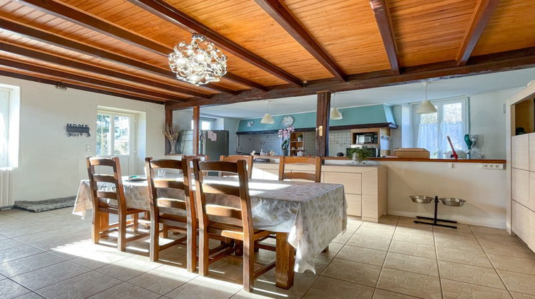 Ma-Cabane - Vente Maison CHEF BOUTONNE, 215 m²