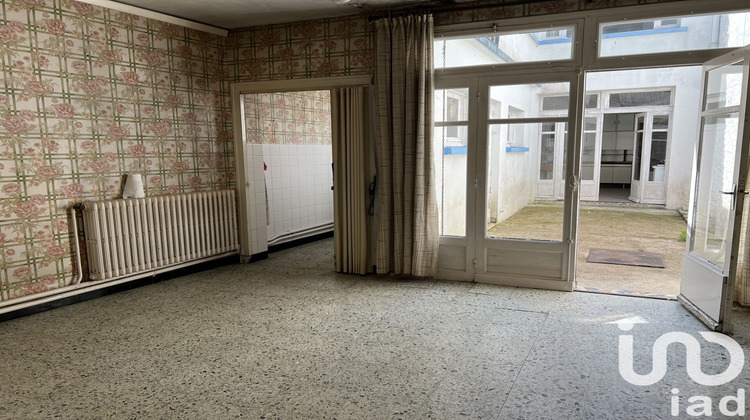 Ma-Cabane - Vente Maison Chef-Boutonne, 139 m²