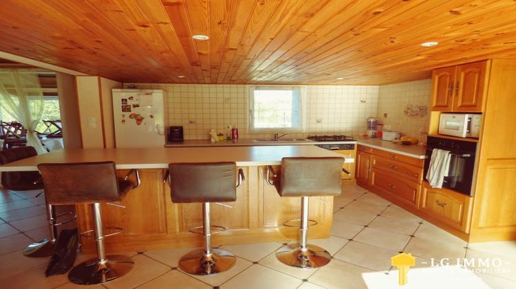 Ma-Cabane - Vente Maison Chenac-Saint-Seurin-d'Uzet, 172 m²