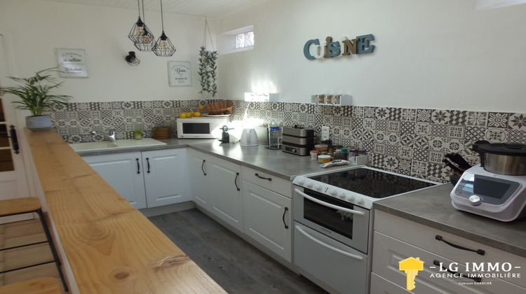 Ma-Cabane - Vente Maison Chenac-Saint-Seurin-d'Uzet, 76 m²