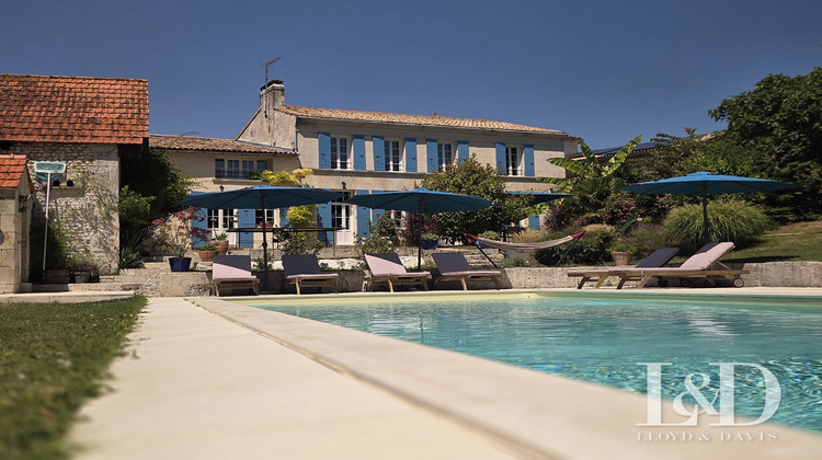 Ma-Cabane - Vente Maison Chenac-Saint-Seurin-d'Uzet, 376 m²