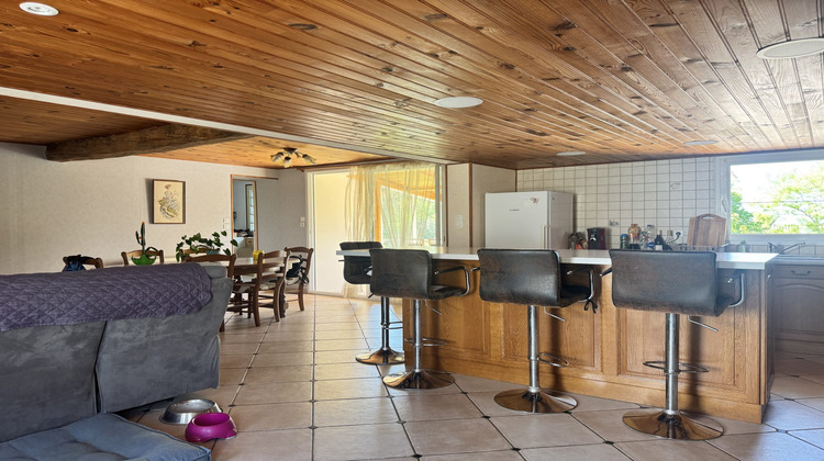 Ma-Cabane - Vente Maison Chenac-Saint-Seurin-d'Uzet, 146 m²