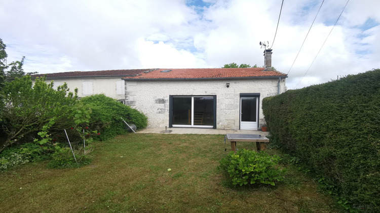 Ma-Cabane - Vente Maison Chenac-Saint-Seurin-d'Uzet, 87 m²