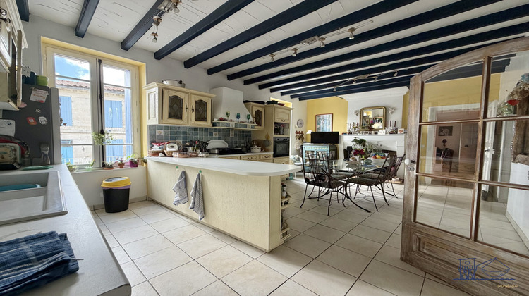 Ma-Cabane - Vente Maison Chenac-Saint-Seurin-d'Uzet, 335 m²