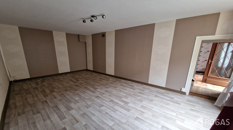 Ma-Cabane - Vente Maison CHENERAILLES, 77 m²