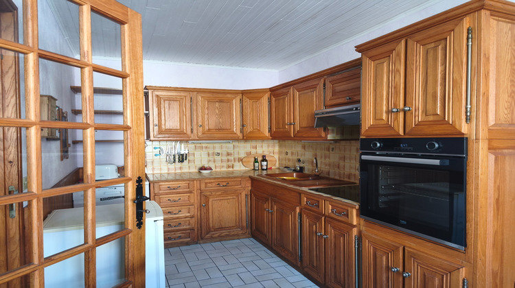 Ma-Cabane - Vente Maison CHENIERS, 110 m²