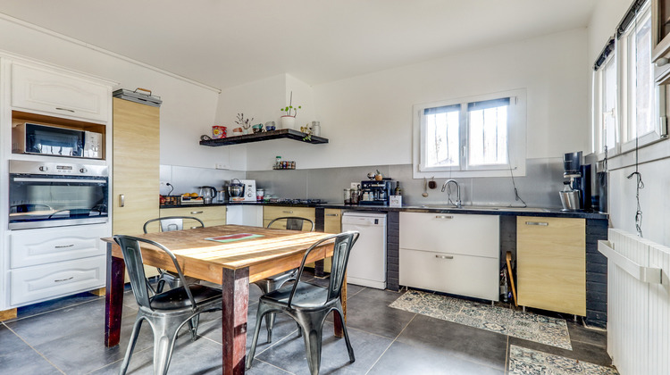 Ma-Cabane - Vente Maison Chennevières-sur-Marne, 184 m²